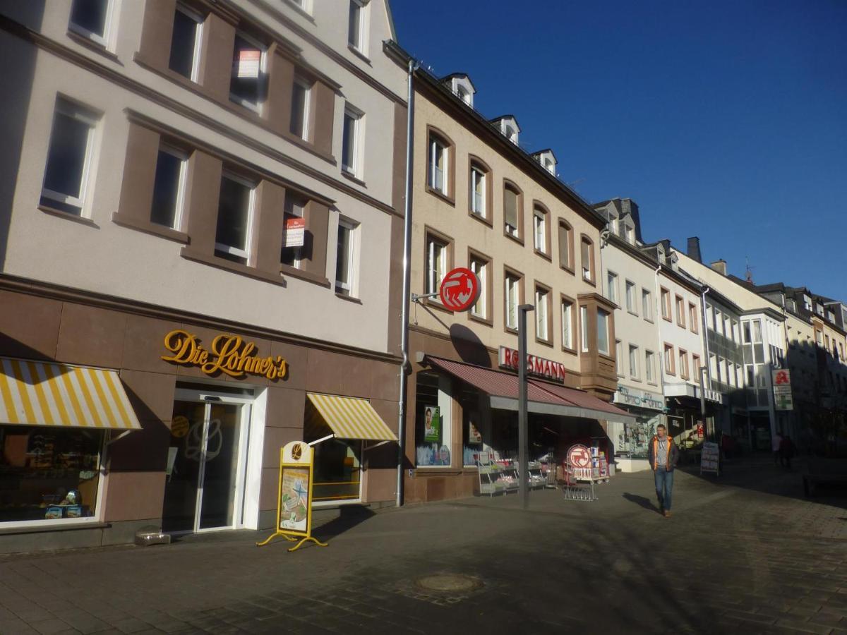 BIT-City Studio und Appartement Bitburg Esterno foto