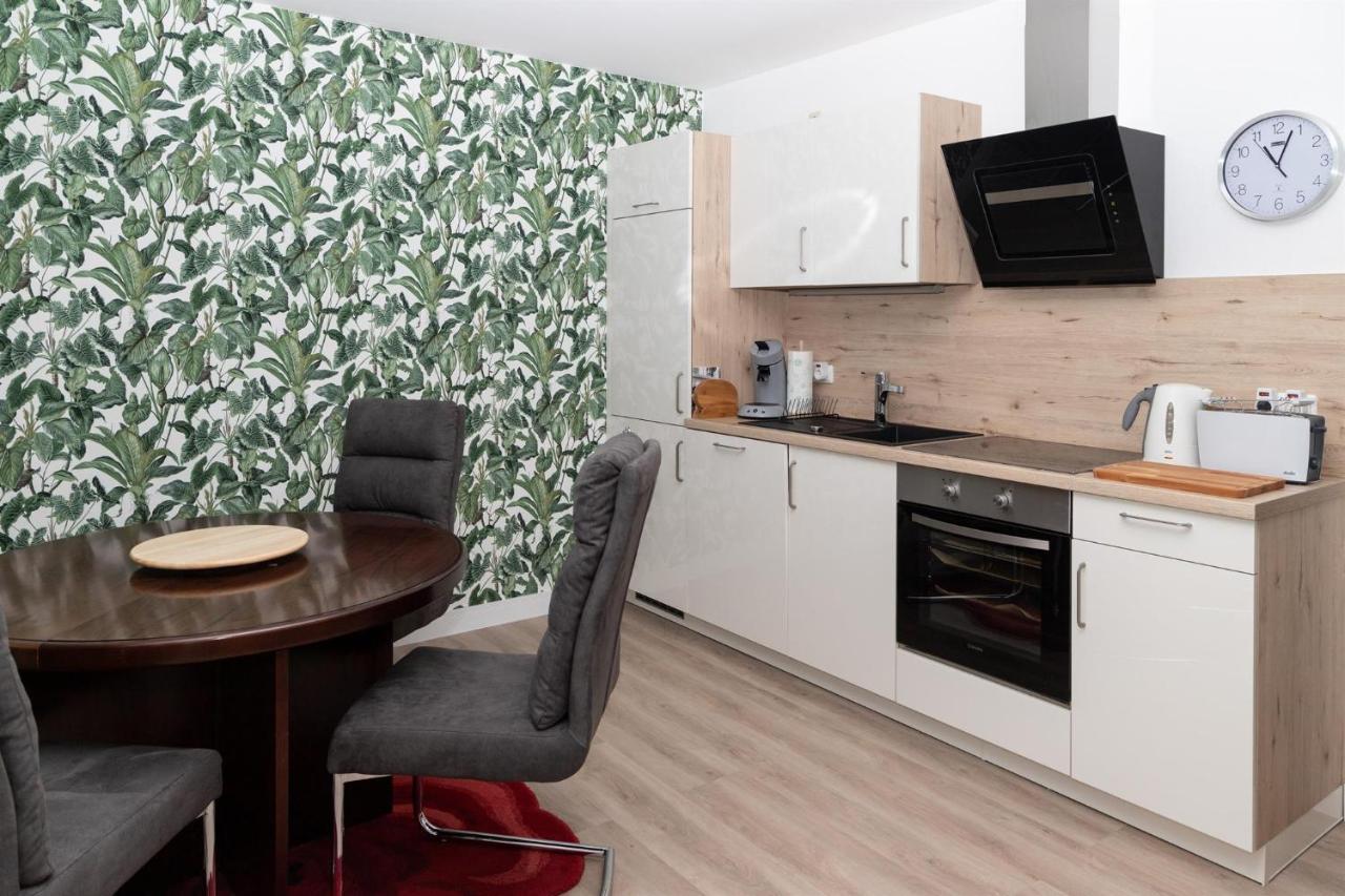 BIT-City Studio und Appartement Bitburg Esterno foto