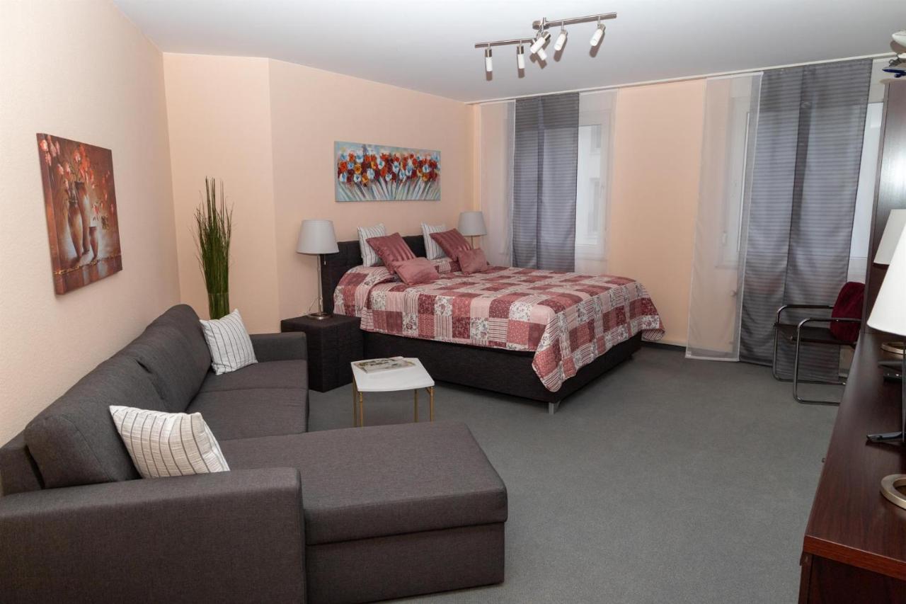 BIT-City Studio und Appartement Bitburg Esterno foto