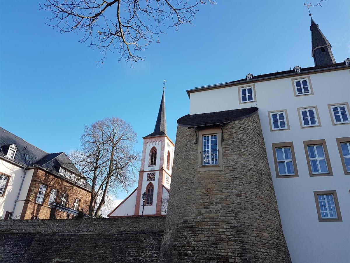 BIT-City Studio und Appartement Bitburg Esterno foto