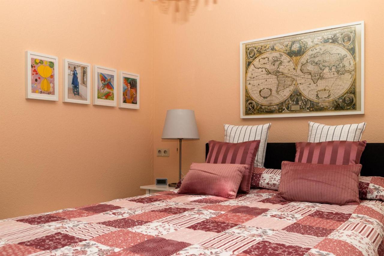 BIT-City Studio und Appartement Bitburg Esterno foto