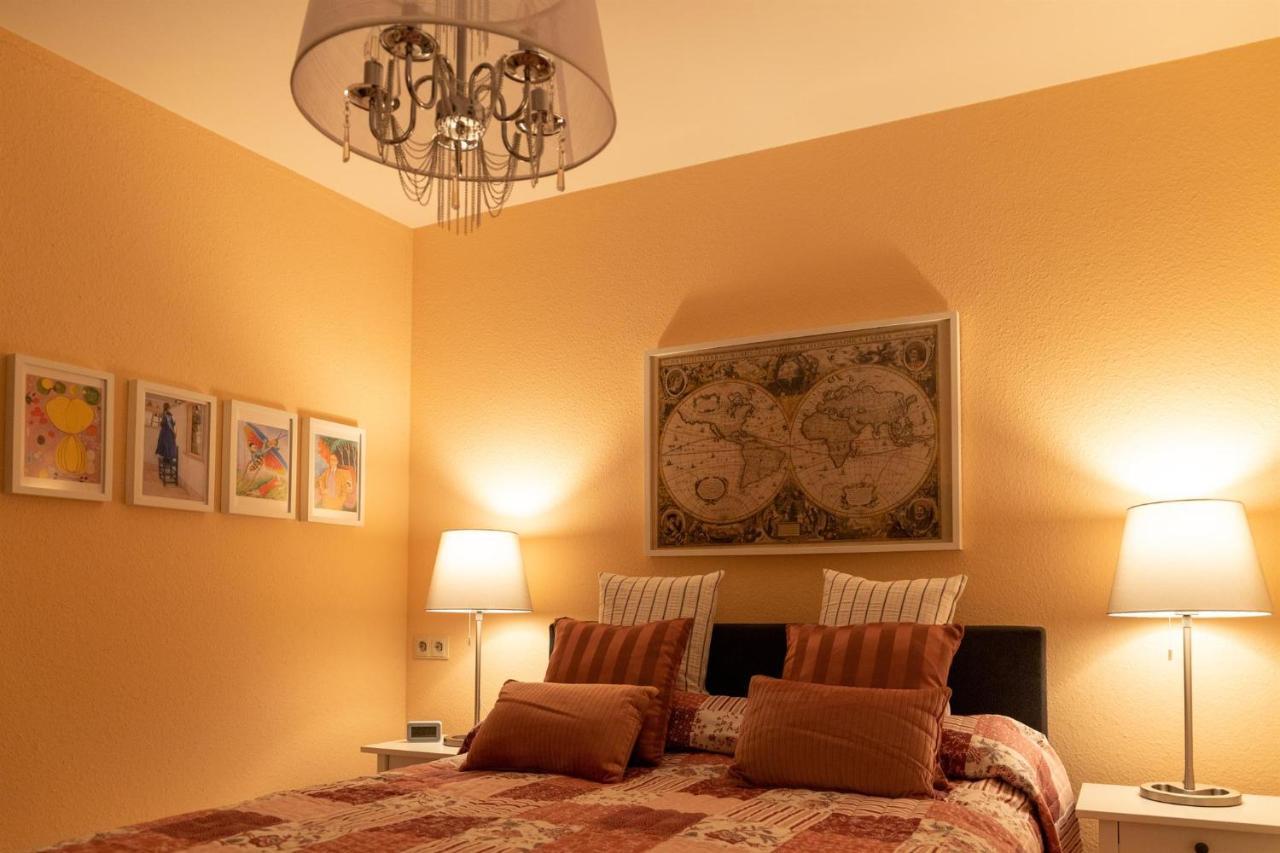 BIT-City Studio und Appartement Bitburg Esterno foto