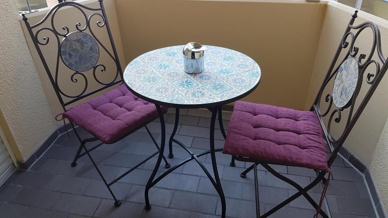 BIT-City Studio und Appartement Bitburg Esterno foto