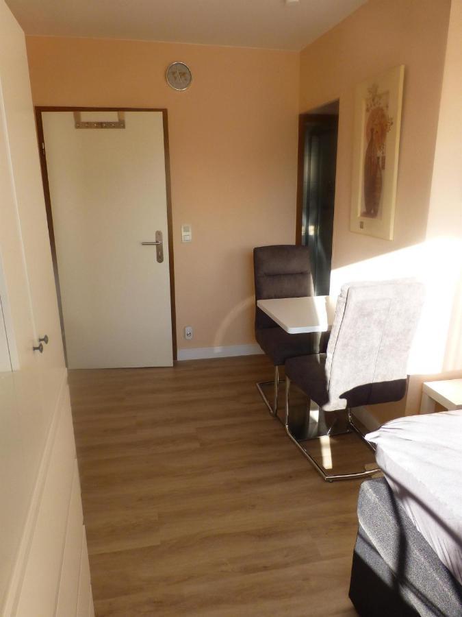 BIT-City Studio und Appartement Bitburg Esterno foto