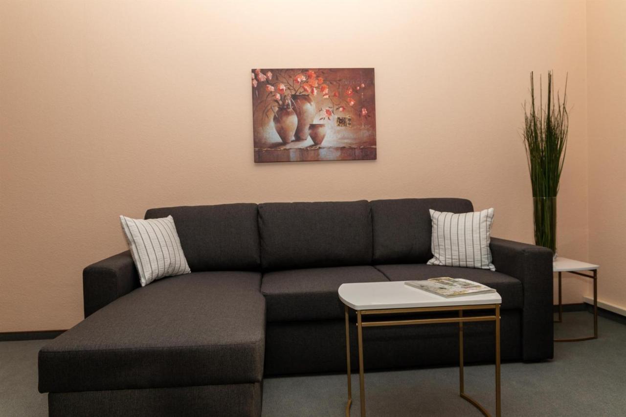BIT-City Studio und Appartement Bitburg Esterno foto